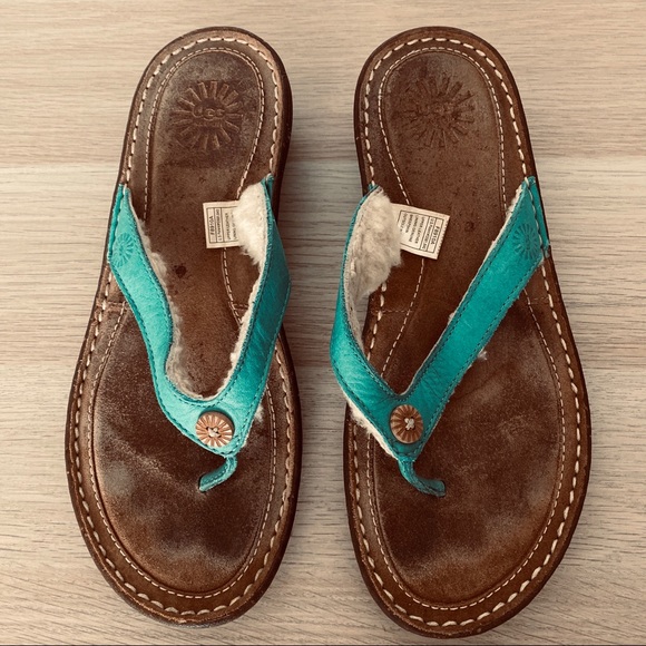 UGG Shoes - UGG Homoa Flip Flops